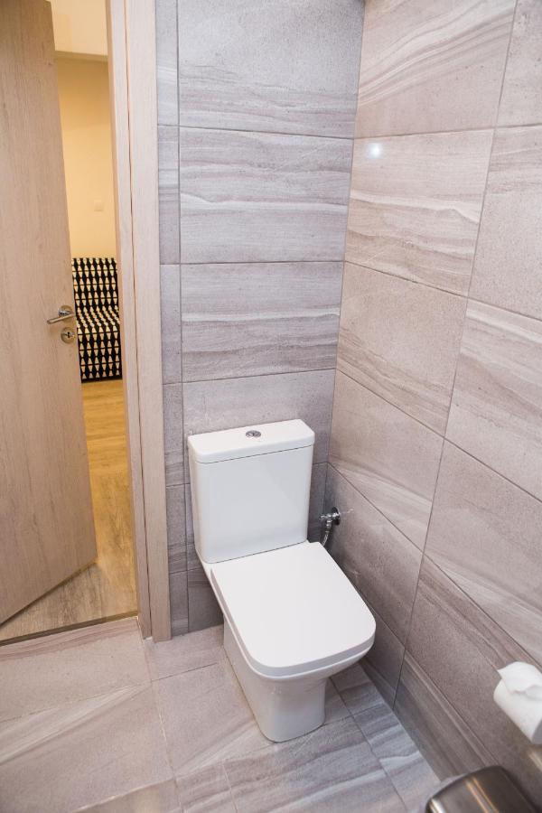 Stylish, Comfortable, Basement Loft-Like Apartment With Amenities Athens Luaran gambar