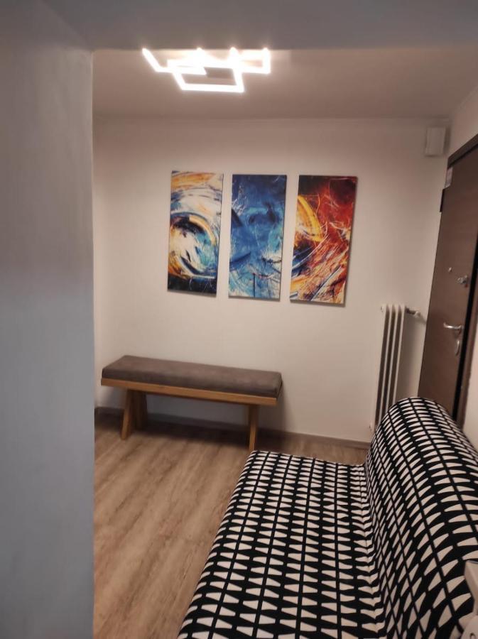 Stylish, Comfortable, Basement Loft-Like Apartment With Amenities Athens Luaran gambar