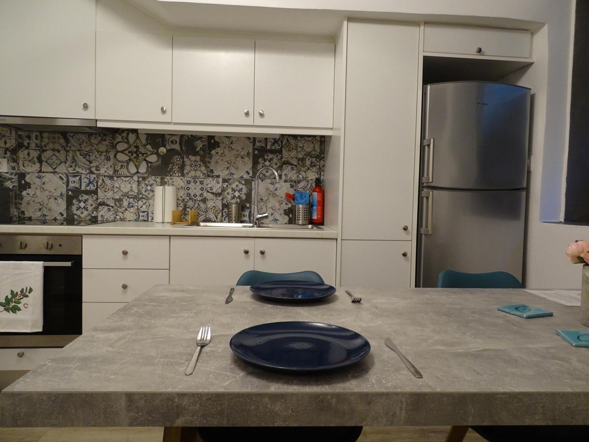 Stylish, Comfortable, Basement Loft-Like Apartment With Amenities Athens Luaran gambar